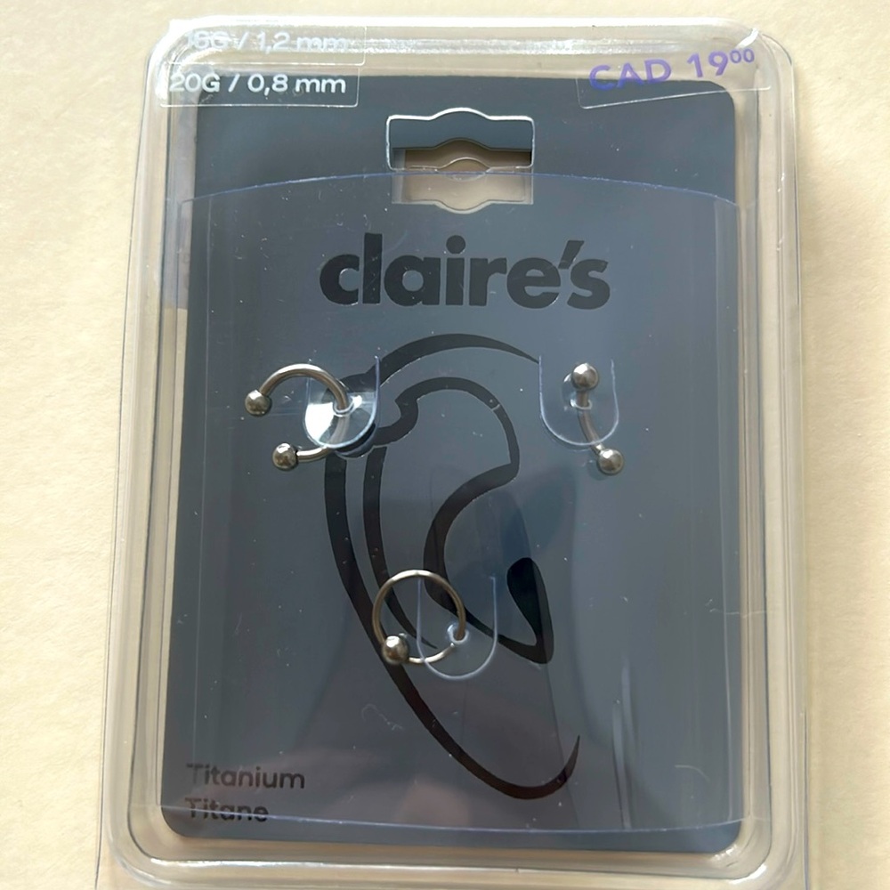 Set of 3 tragus helix cartilage earrings